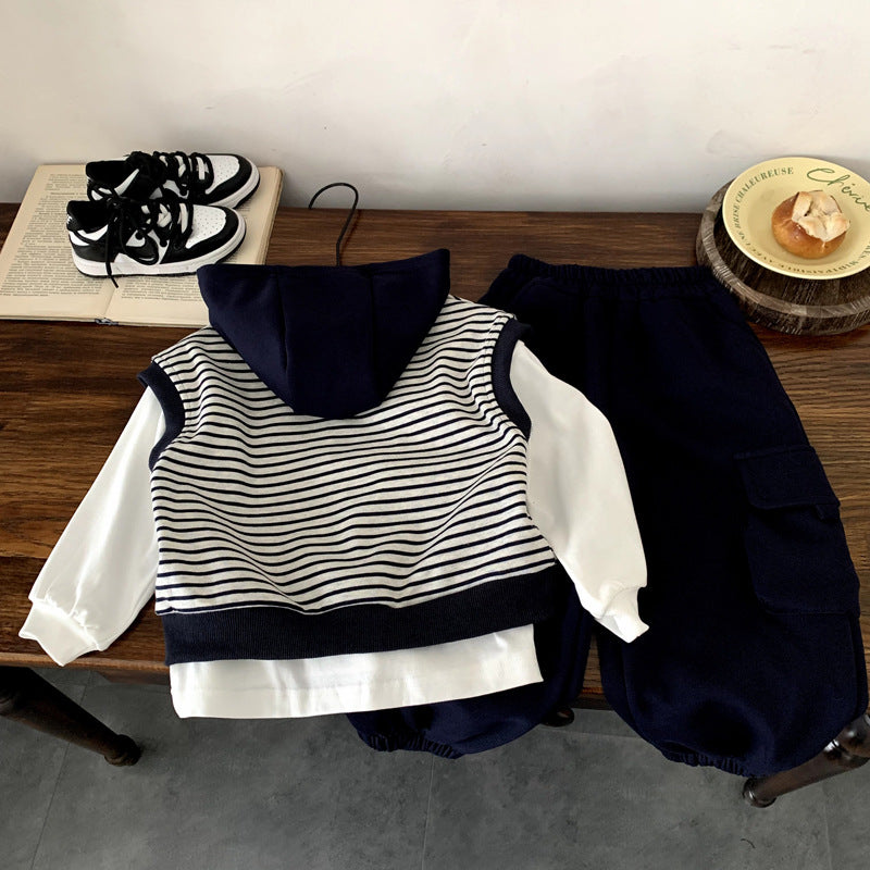 Ensemble trois pièces avec pull sans manches en maille pour enfant