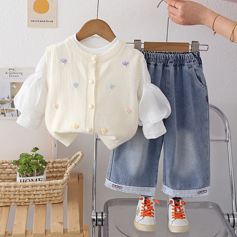 Ensemble trois pièces avec pull sans manches fleuri pour petite fille